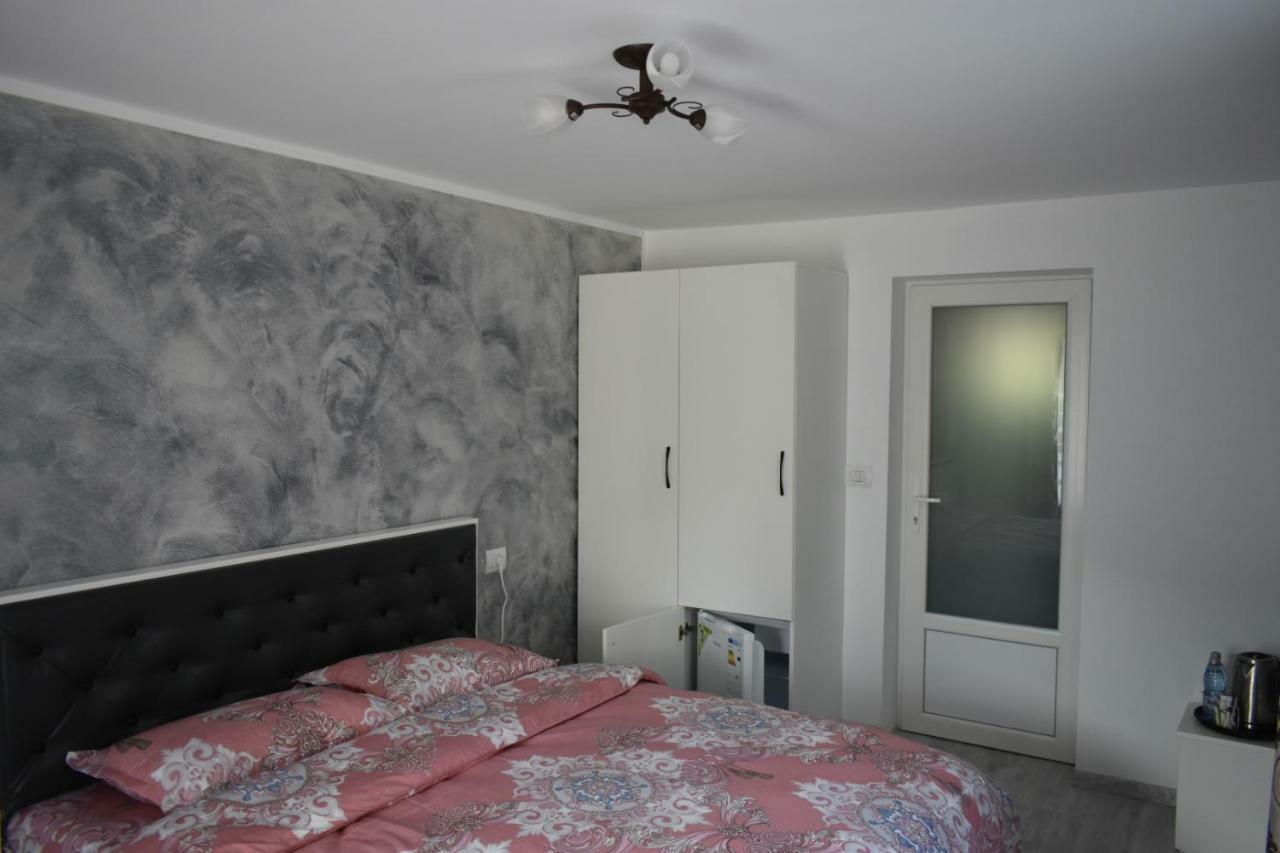 Cazare Moldi Btt Câmpulung Moldovenesc Buitenkant foto